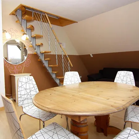 Spacious In Neukirchen (Nordfriesland)