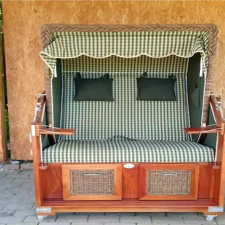 Spacious In Neukirchen (Nordfriesland)