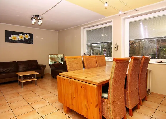 Spacious In * Neukirchen (Nordfriesland)