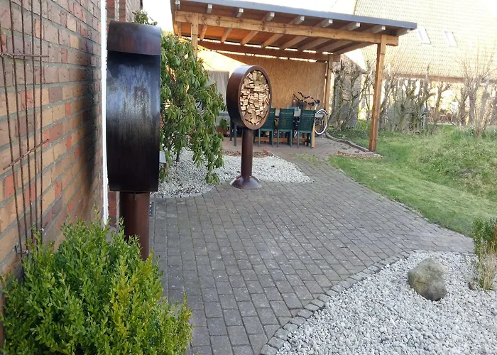 Vakantiehuis Spacious In *